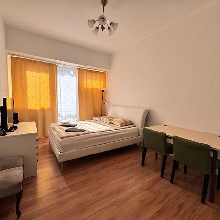 Ivory House Apartment Варшава Екстериор снимка