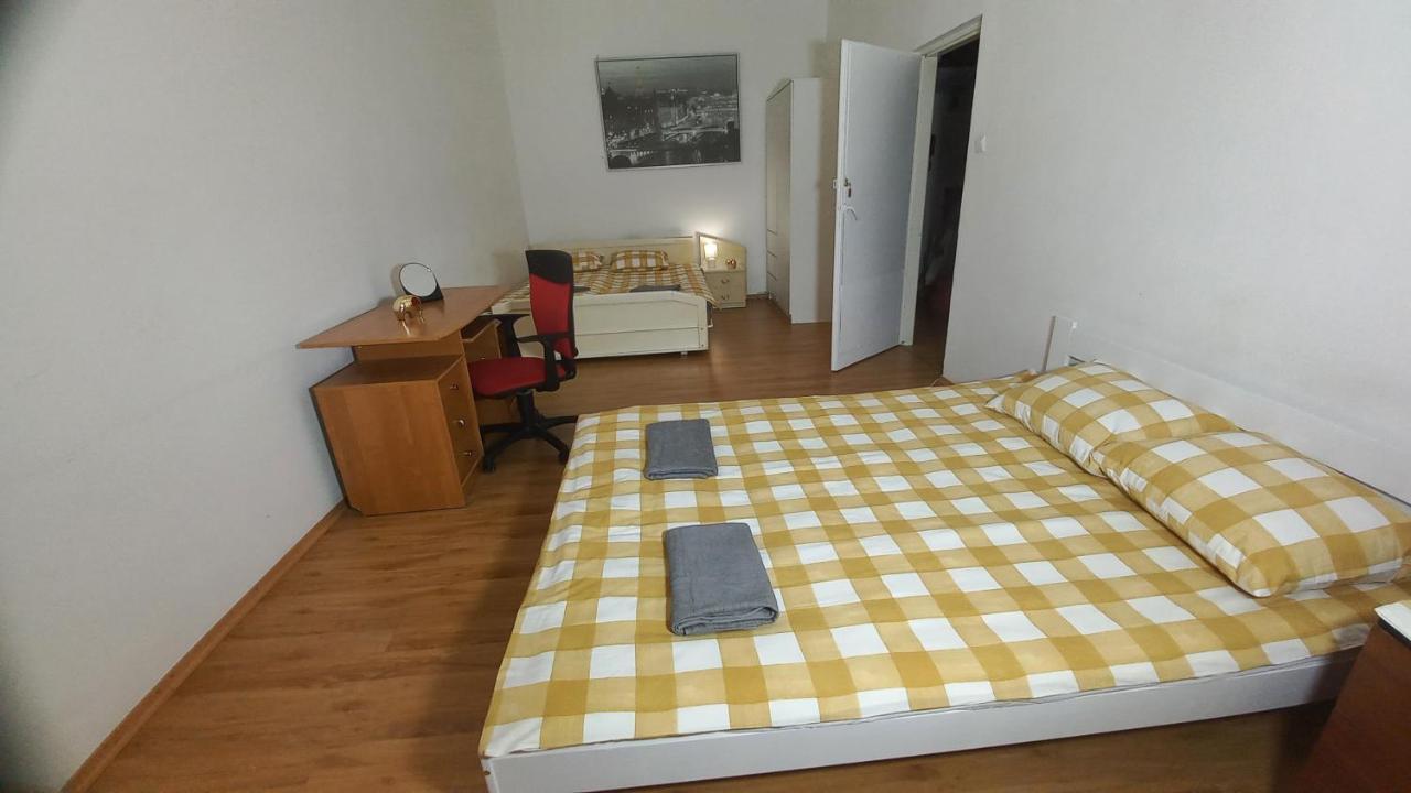 Ivory House Apartment Варшава Екстериор снимка